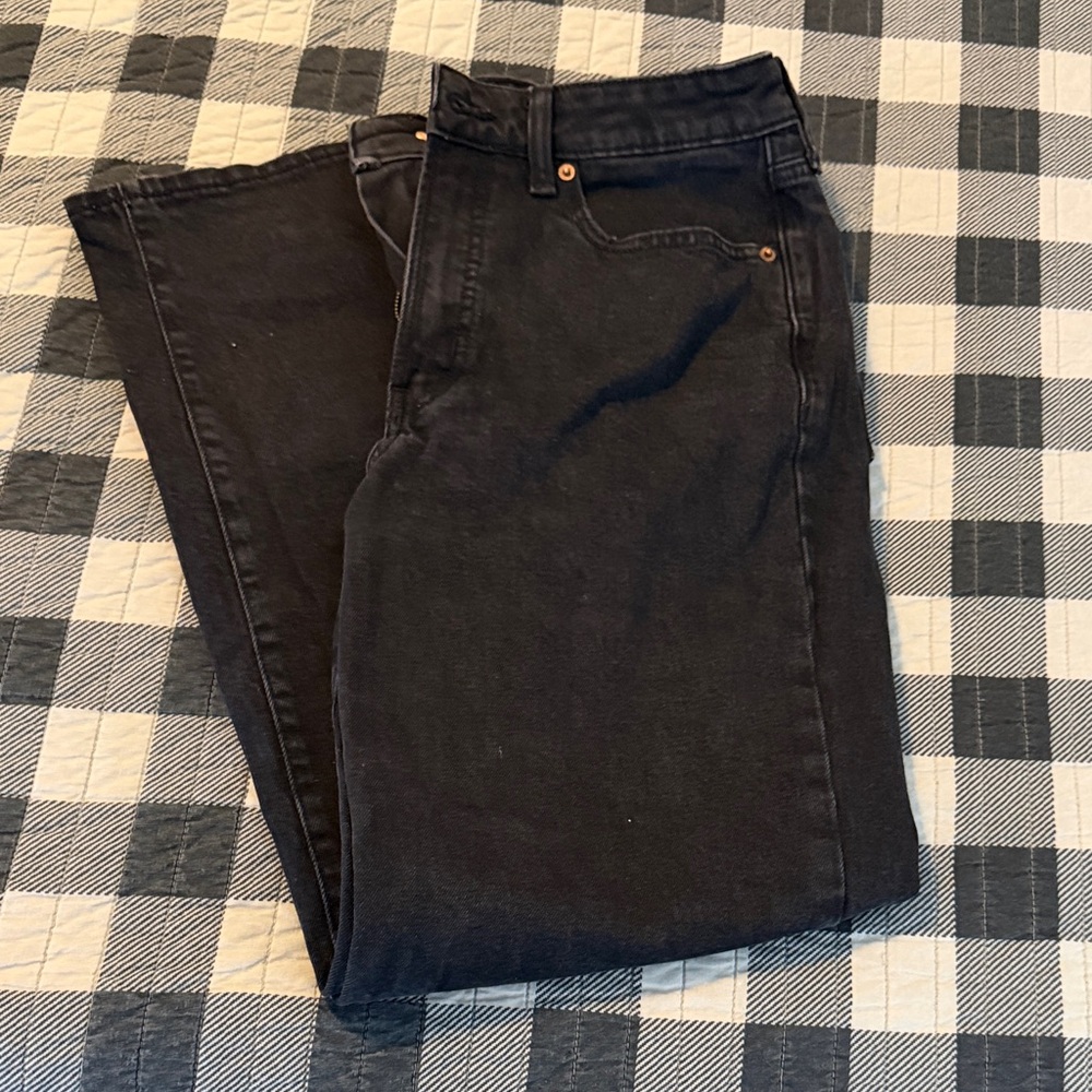 Old navy women’s Black Jeans 10
